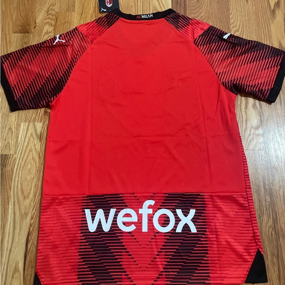 Puma AC Milan home jersey 2023/24 - Picture 8 of 8